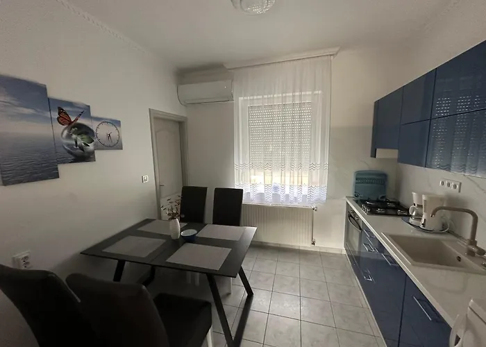 Sárga-kék Ház Homestay szállás